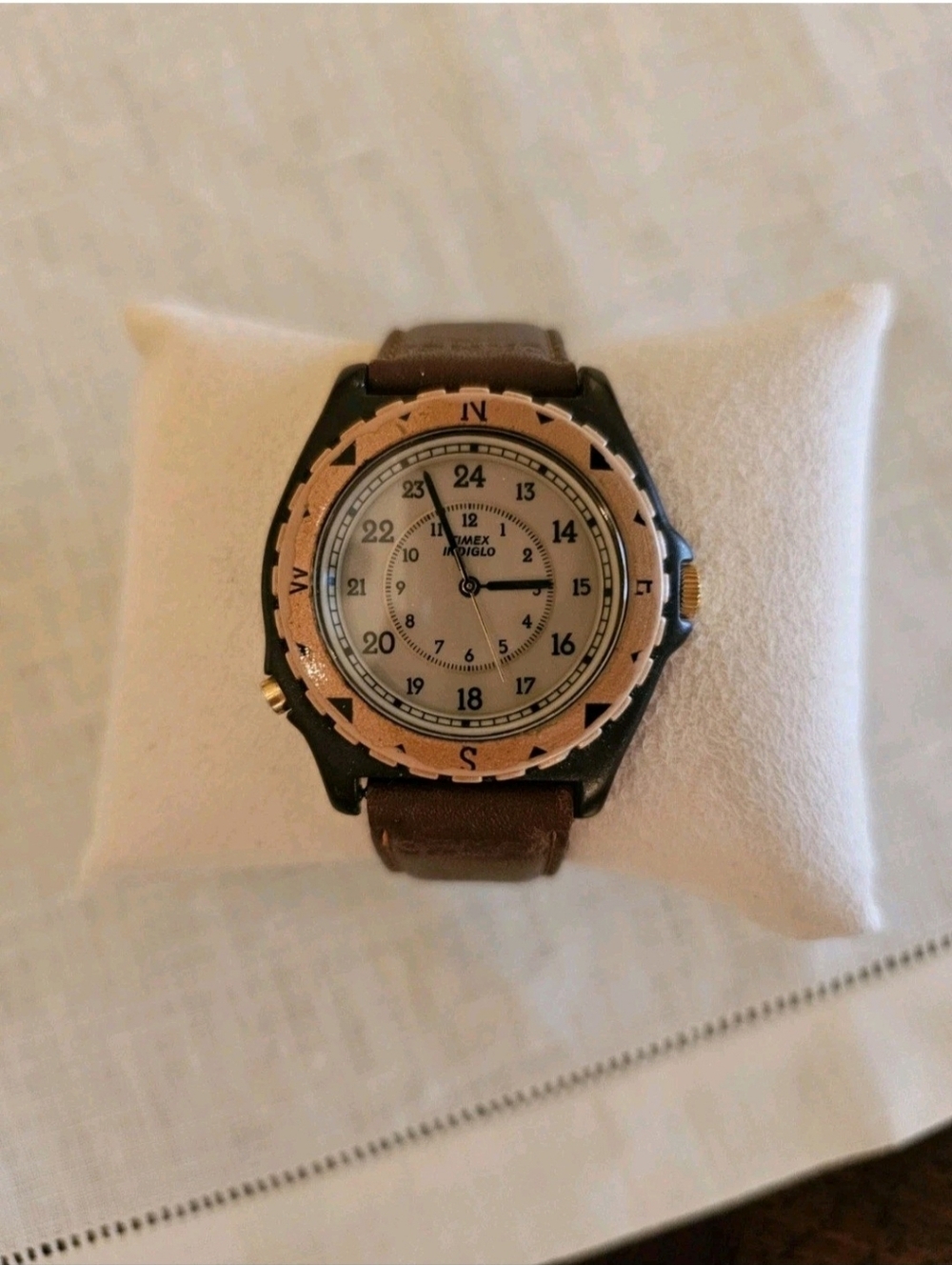 Vintage Timex Adventurer Brown Camel Cash Cigarettes Watch Indiglo Quartz 39mm - Picture 9 of 10